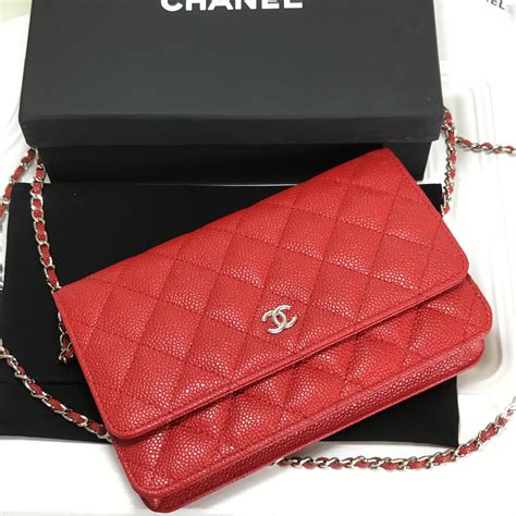 chanel woc red caviar